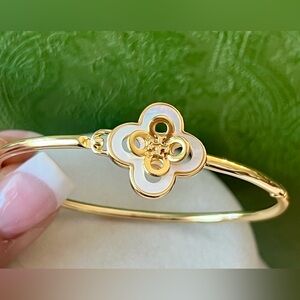 Tory Burch Kira Clover Hinge Bracelet